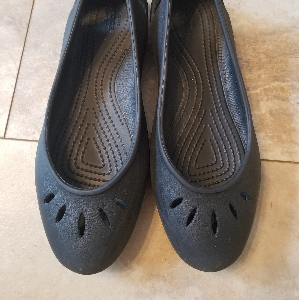 Crocs flats